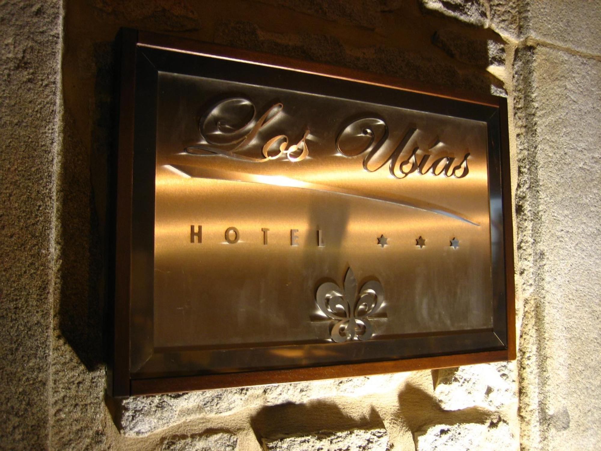 Hotel Los Usias Dos Torres Exterior photo
