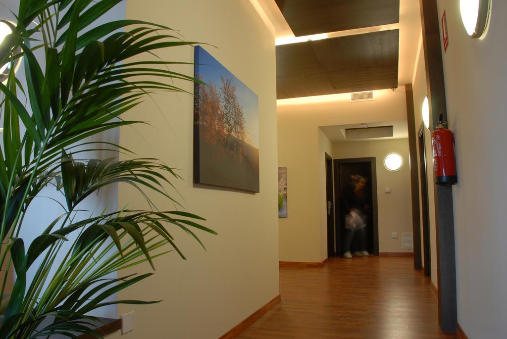 Hotel Los Usias Dos Torres Exterior photo